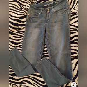 Wallflower Skinny Jeans